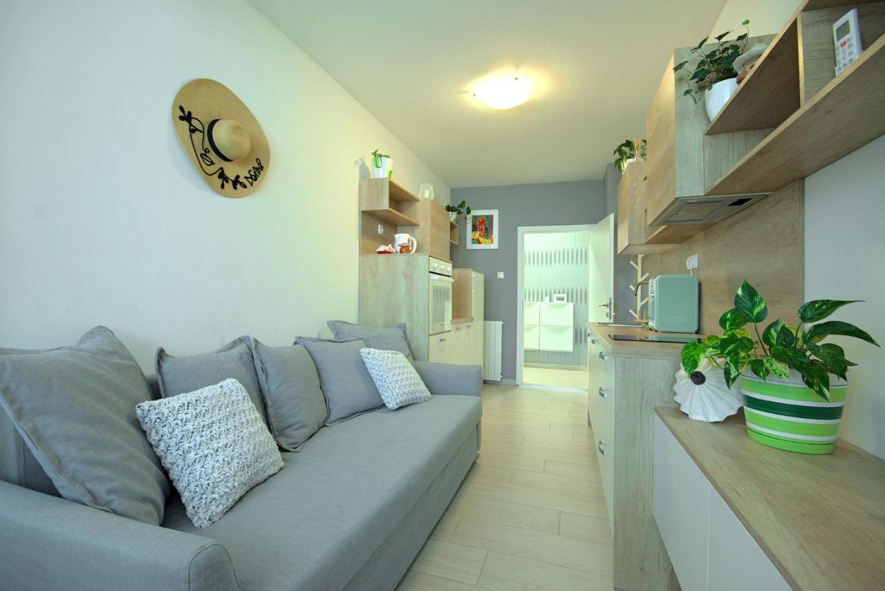 Apartamento App Enterprise Umag Exterior foto